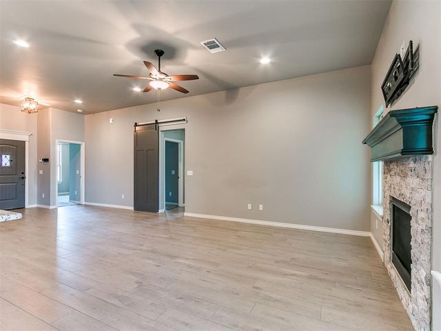 2600 Stanley Station Street, Yukon, OK 73099