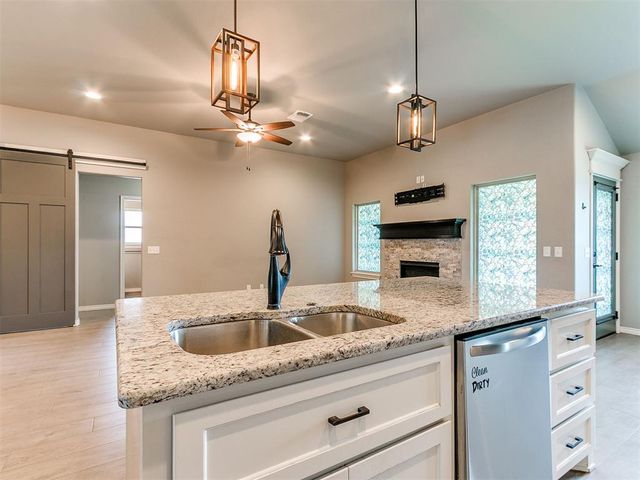 2600 Stanley Station Street, Yukon, OK 73099
