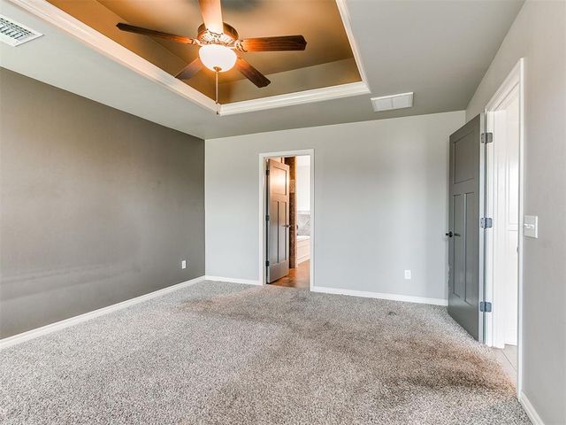2600 Stanley Station Street, Yukon, OK 73099