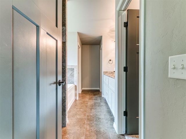 2600 Stanley Station Street, Yukon, OK 73099