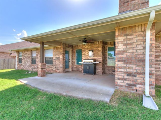 2600 Stanley Station Street, Yukon, OK 73099