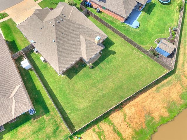 2600 Stanley Station Street, Yukon, OK 73099