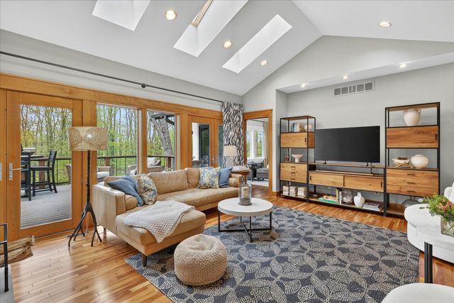 1901 Mccabe Avenue NE, Lowell, MI 49331