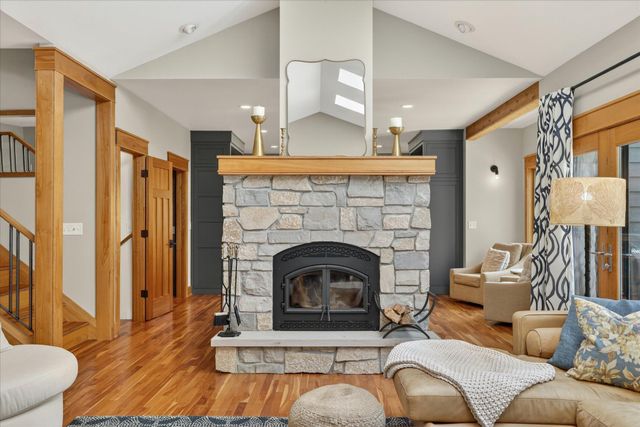 1901 Mccabe Avenue NE, Lowell, MI 49331