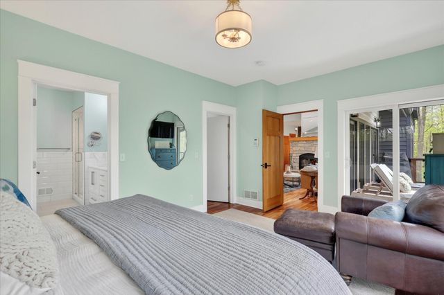 1901 Mccabe Avenue NE, Lowell, MI 49331