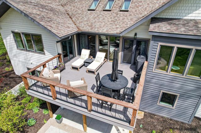 1901 Mccabe Avenue NE, Lowell, MI 49331