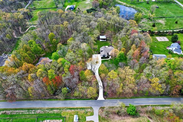 1901 Mccabe Avenue NE, Lowell, MI 49331