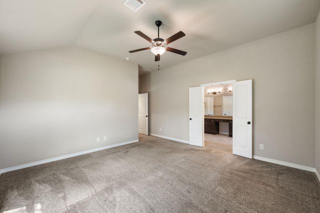 4100 Rockwood DR, Lago Vista, TX 78645