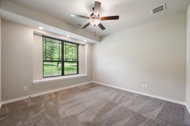 4100 Rockwood DR, Lago Vista, TX 78645