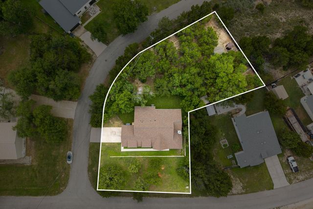 4100 Rockwood DR, Lago Vista, TX 78645