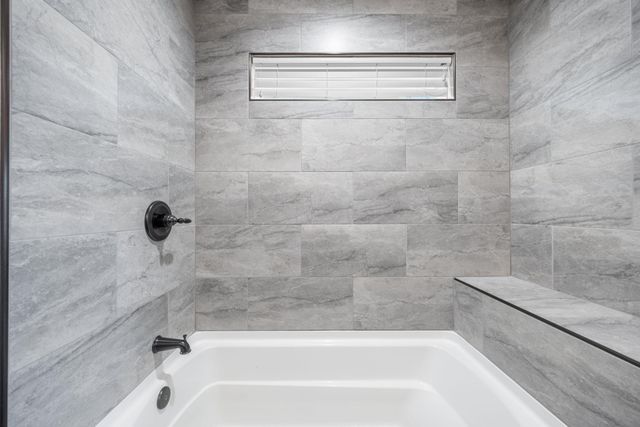 1313 Sandstone CV, Lampasas, TX 76550