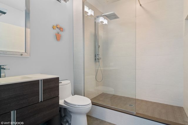 33 W ONTARIO Street 56G, Chicago, IL 60654