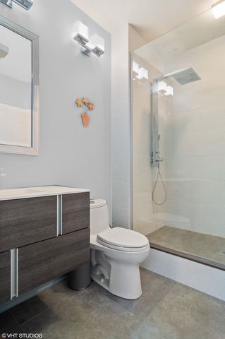 33 W ONTARIO Street 56G, Chicago, IL 60654