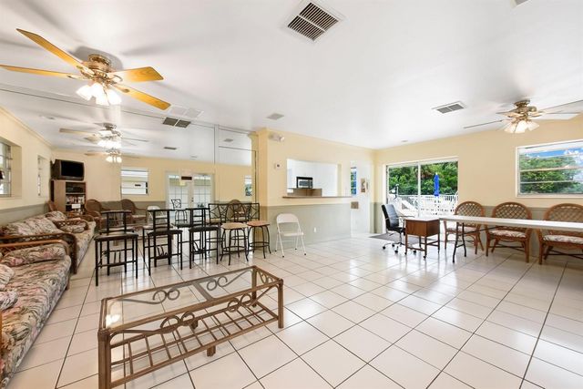 1340 NE 28TH Avenue 232, Pompano Beach, FL 33062