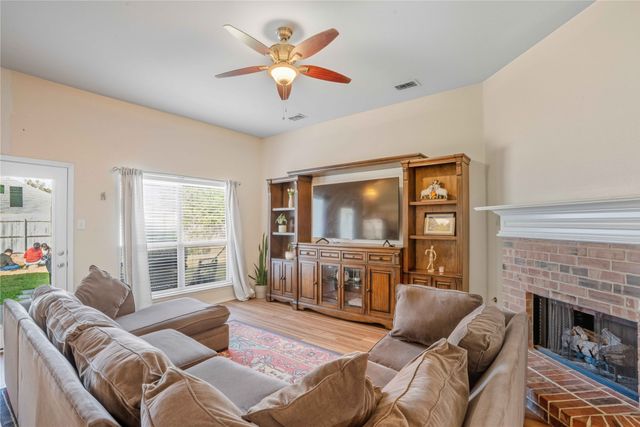 9204 Newport Lane, Mckinney, TX 75071