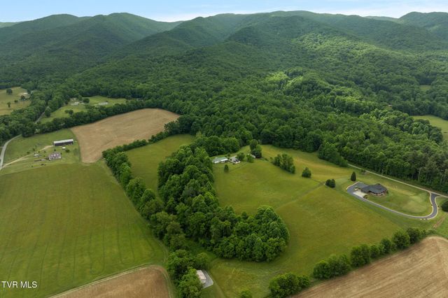 195 Estep Loop, Elizabethton, TN 37643