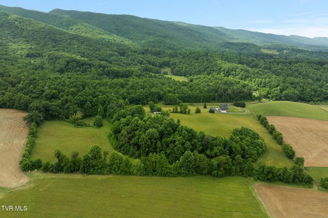 195 Estep Loop, Elizabethton, TN 37643