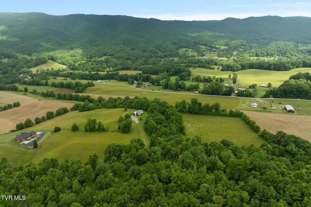 195 Estep Loop, Elizabethton, TN 37643