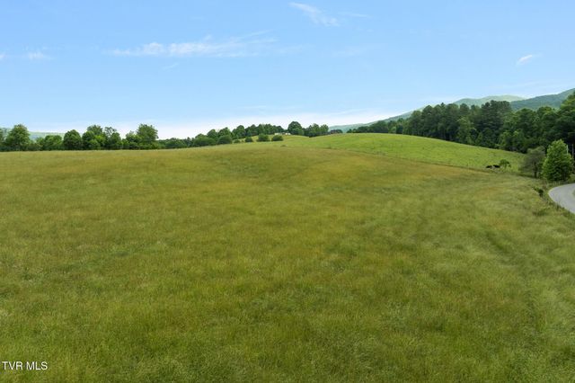 195 Estep Loop, Elizabethton, TN 37643