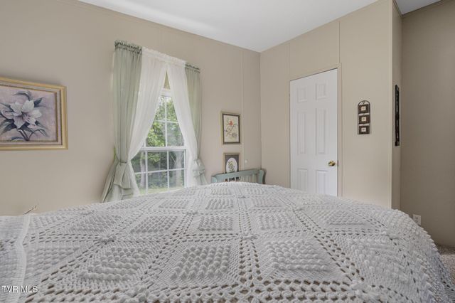 195 Estep Loop, Elizabethton, TN 37643