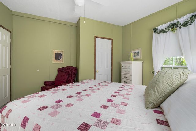 195 Estep Loop, Elizabethton, TN 37643