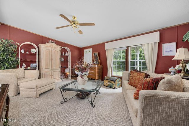 195 Estep Loop, Elizabethton, TN 37643