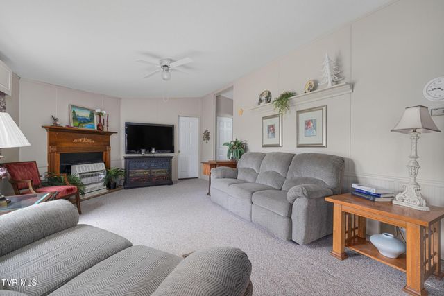 195 Estep Loop, Elizabethton, TN 37643