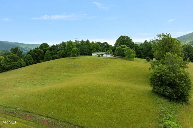 195 Estep Loop, Elizabethton, TN 37643