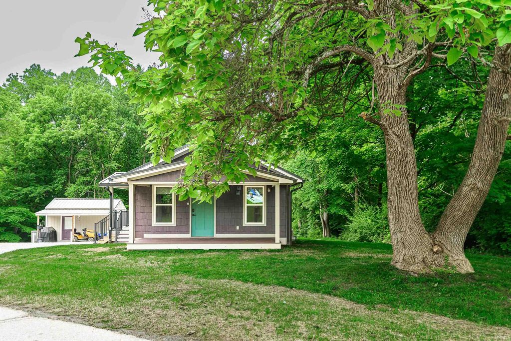 2415 W Fountain Drive, Bloomington, IN 47404