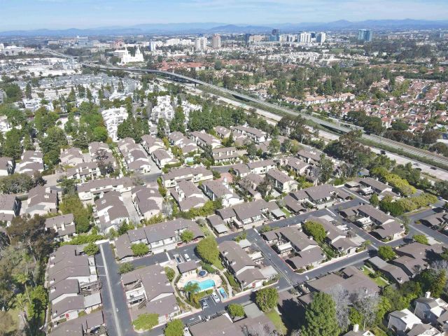 8368 Via Sonoma East, La Jolla, CA 92037