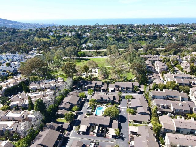 8368 Via Sonoma East, La Jolla, CA 92037