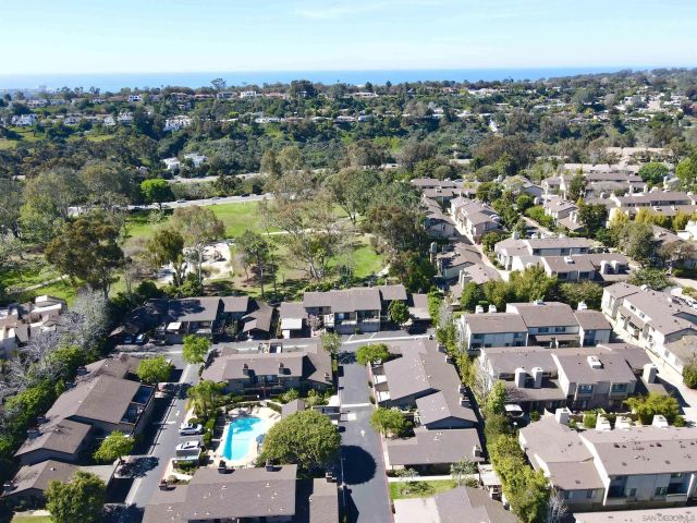 8368 Via Sonoma East, La Jolla, CA 92037