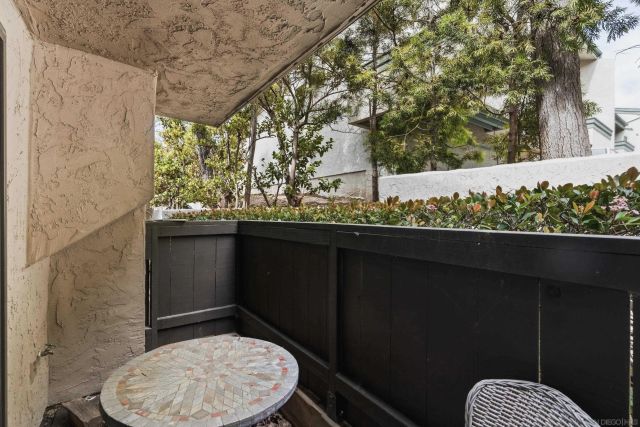 8368 Via Sonoma East, La Jolla, CA 92037