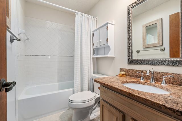 121 Neptune Rd, St Augustine, FL 32086