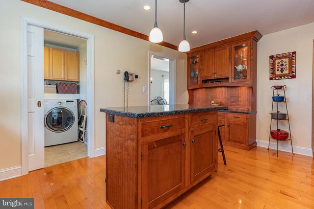 570 LEWISVILLE RD, Lincoln University, PA 19352