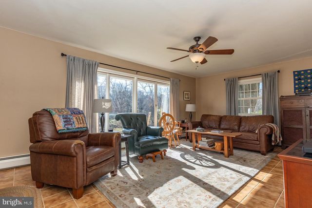 570 LEWISVILLE RD, Lincoln University, PA 19352