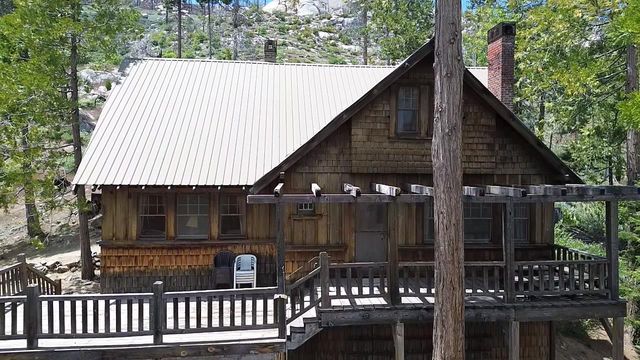15 Rock Haven, Shaver Lake, CA 93664
