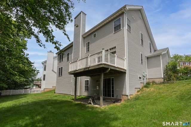 19 Revere Circle 19, Southbury, CT 06488