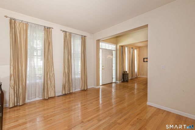 19 Revere Circle 19, Southbury, CT 06488