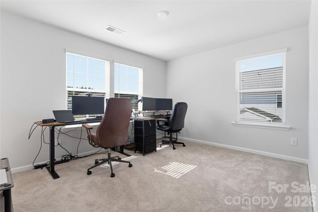 4011 Vista Pine Drive, Charlotte, NC 28215