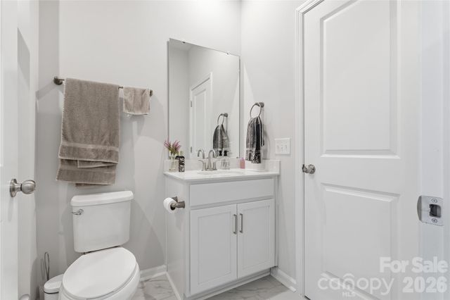 4011 Vista Pine Drive, Charlotte, NC 28215