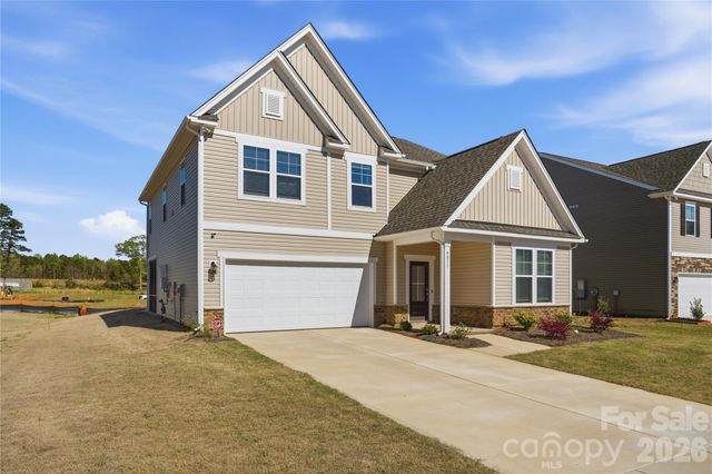 4011 Vista Pine Drive, Charlotte, NC 28215