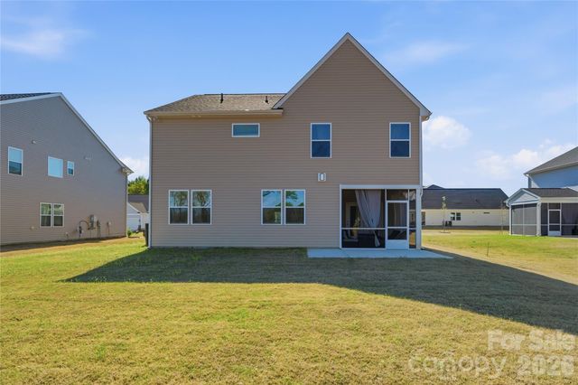 4011 Vista Pine Drive, Charlotte, NC 28215