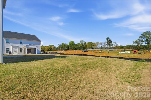 4011 Vista Pine Drive, Charlotte, NC 28215