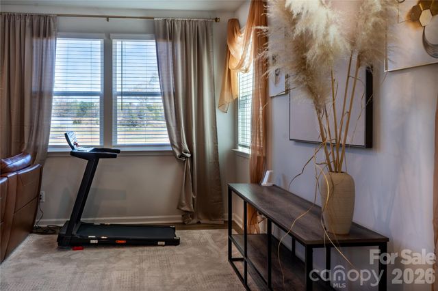 4011 Vista Pine Drive, Charlotte, NC 28215