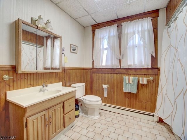 27 Colonial Ter, East Orange City, NJ 07017