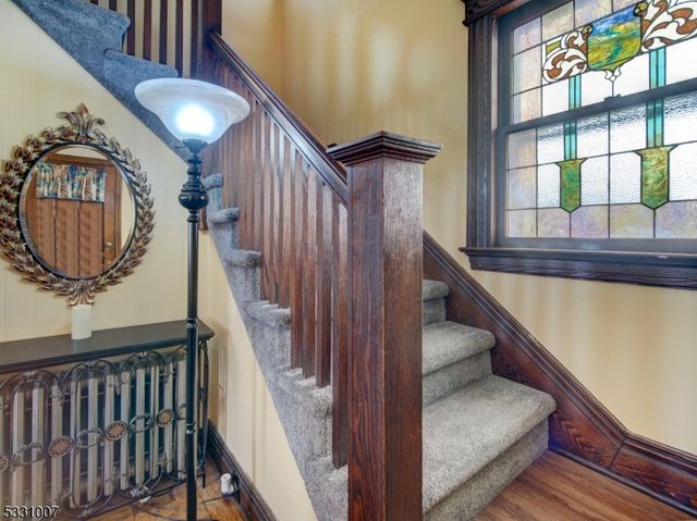 27 Colonial Ter, East Orange City, NJ 07017