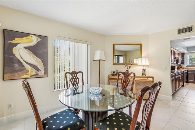1155 Reef Road B-7, Vero Beach, FL 32963