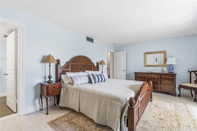 1155 Reef Road B-7, Vero Beach, FL 32963