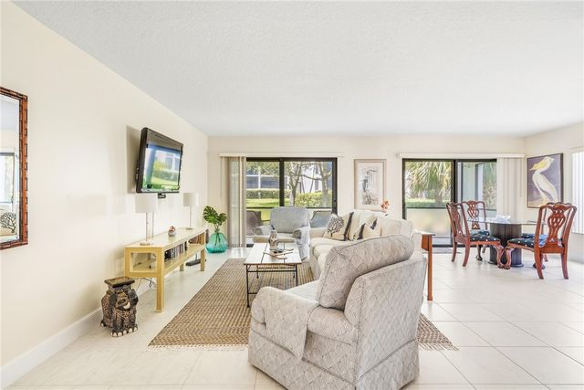 1155 Reef Road B-7, Vero Beach, FL 32963